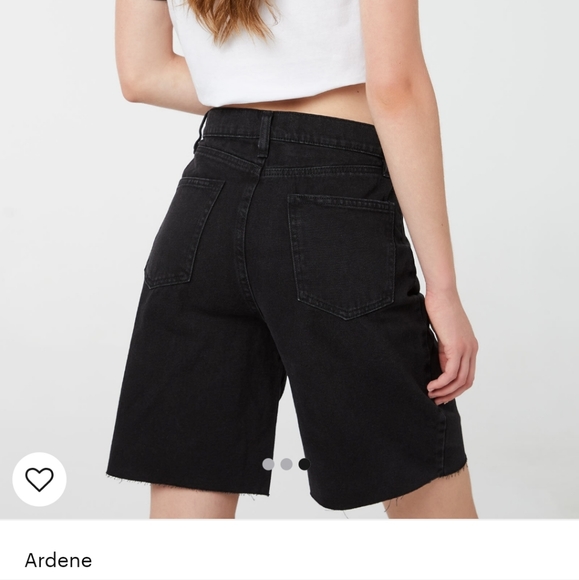 SOLD NWT 90s Bermuda Shorts Size 3 - Picture 3 of 6